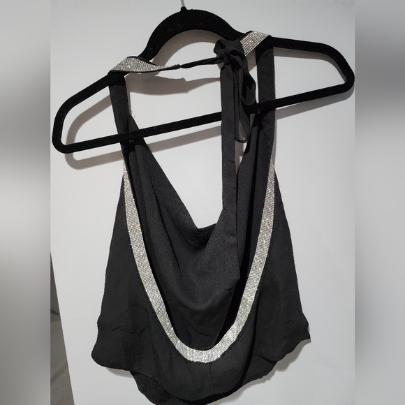 Super cute rhinestone top - Picture 2 of 2